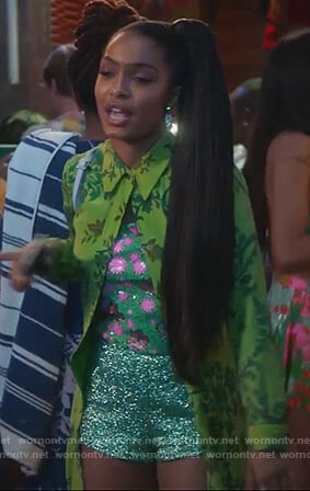 Zoey's floral sequin embellished top and shorts on Grown-ish