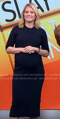 Sara's navy fitted dress on GMA Strahan And Sara