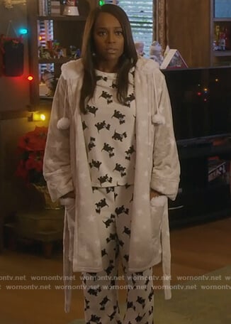 Michaela's gray star robe and dog print pajamas on How to Get Away with Murder