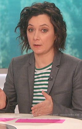 Sara's green striped tee on The Talk