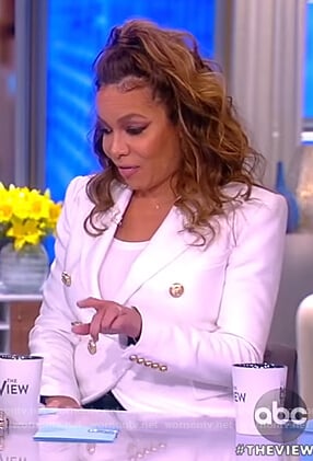 Sunny's white double breasted blazer on The View