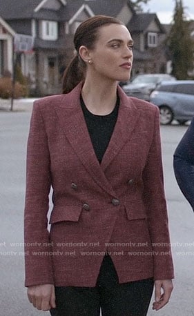 Lena's red double-breasted blazer on Supergirl