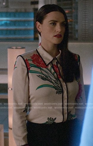 Lena's flower print shirt on Supergirl