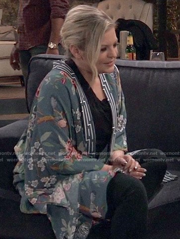 Maxie's blue floral kimono on General Hospital