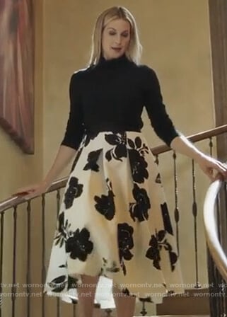 Clair's black and white floral skirt on PLL The Perfectionists