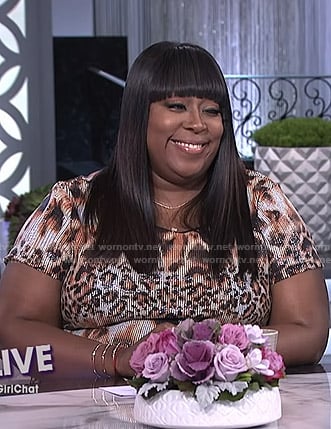 Loni's leopard print ribbed dress on The Real