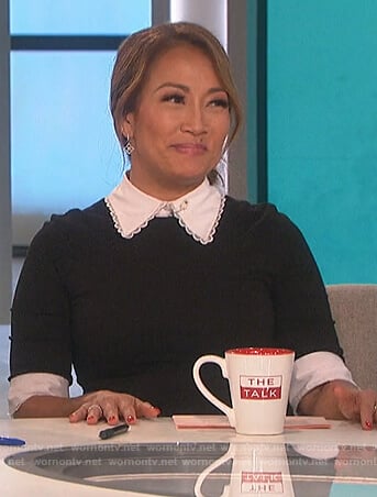 Carrie's black contrast dress on The Talk