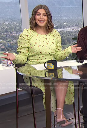 Carissa's floral puff sleeve dress on E! News Dailly Pop