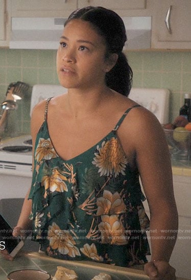 Jane's green floral ruffled cami on Jane the Virgin