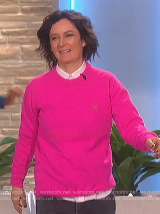 Sara's pink crew neck sweater on The Talk