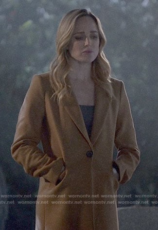 Sara's camel coat on Arrow