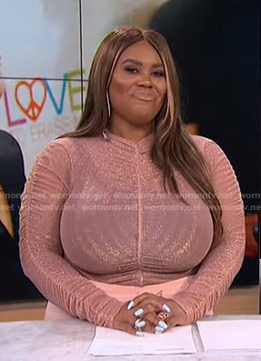 Nina's metallic ruched top on E! News