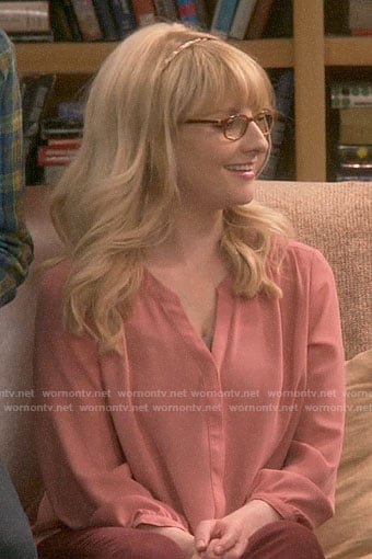 Bernadette's pink blouse on The Big Bang Theory