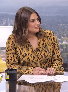 Carissa's yellow leopard print blouse on E! News