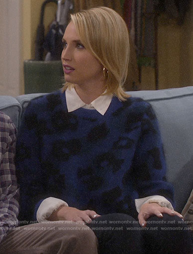 Mandy's blue leopard sweater on Last Man Standing