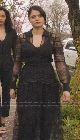 Mel's black lace long sleeve dress on Charmed