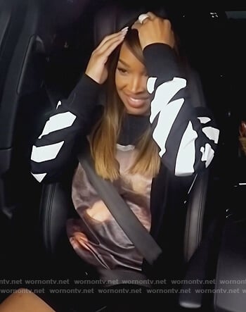 Malika's Mona Lisa print sweatshirt on Keeping Up with the Kardashians