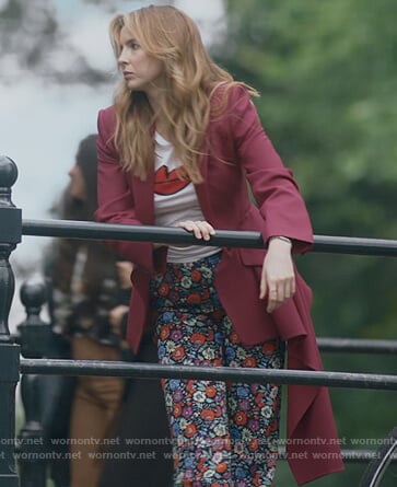 Villanelle's pink drape blazer on Killing Eve