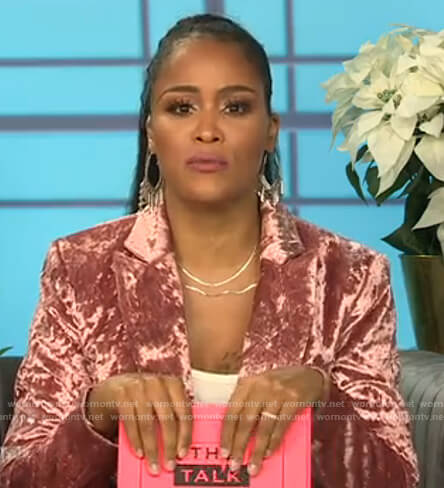 Eve's pink velvet blazer and pants on The Talk