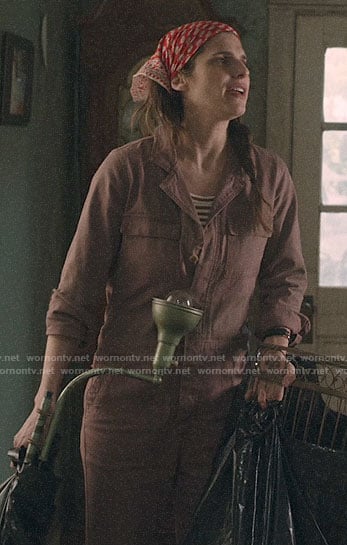 Rio's pink overalls on Bless This Mess