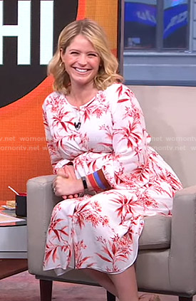 Sara's floral dress with striped cuffs on GMA Strahan And Sara