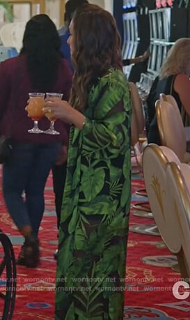 Colleen's black leaf print kimono on Life in Pieces