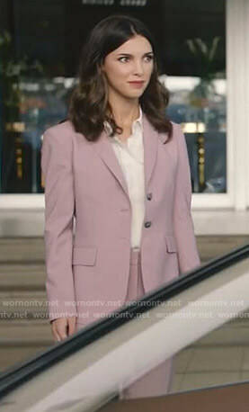 Alicia's pink suit on Grand Hotel