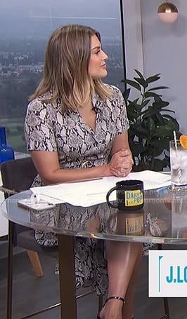 Carissa's snake print belted dress on E! News Daily Pop