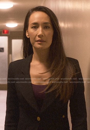 Hannah's black blazer on Designated Survivor