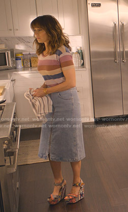 Judy's striped tee and denim skirt on Dead to Me