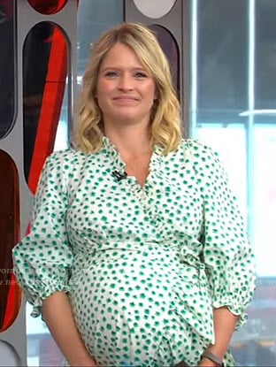 Sara's white and green floral wrap dress on GMA Strahan And Sara