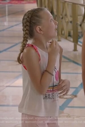 Sophia's white Chase The Sun tank on Life in Pieces