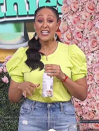 Tamera's yellow ruched sleeve tee on The Real