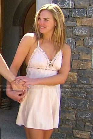 Hannah's pink chemise on The Bachelorette