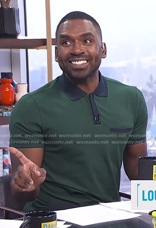 Justin's green contrast polo shirt on E! News Daily Pop