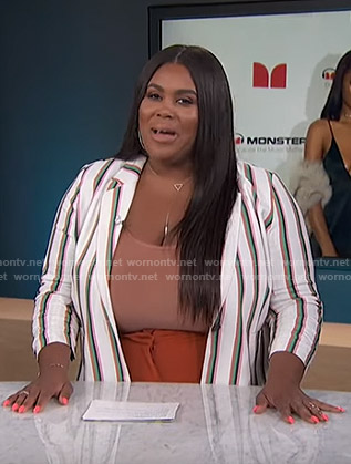 Nina's white striped blazer on E! News