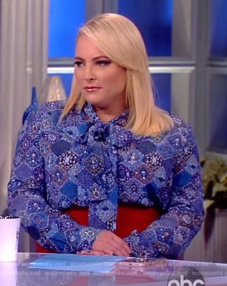 Meghan's blue printed pussy bow blouse on The View