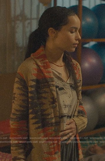 Bonnie's cropped graphic tee on Big Little Lies