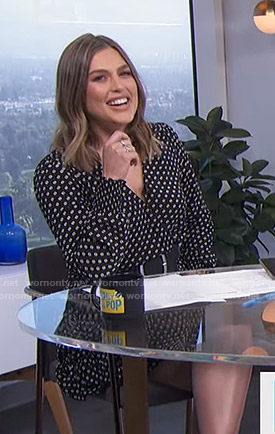 Carissa's black printed wrap dress on E! News Daily Pop