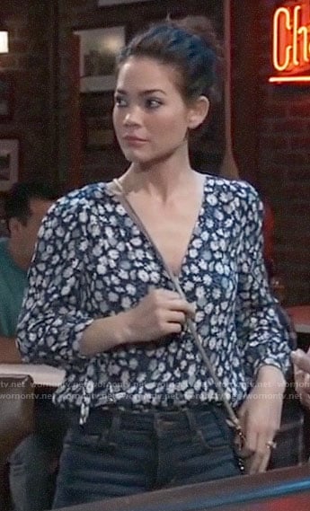 Elizabeth's navy daisy print top on General Hospital