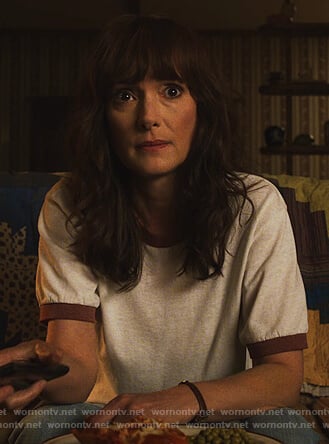 Joyce's ringer tee on Stranger Things