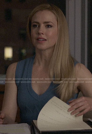 Katrina's blue v-neck knit dress on Suits