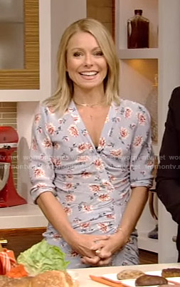 Kelly's blue floral gathered dress on Live with Kelly and Ryan