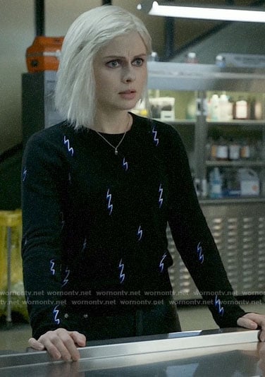 Liv's lightning bolt sweater on iZombie