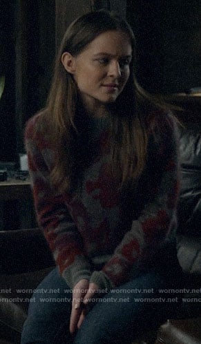 Matty's grey and red printed sweater on Veronica Mars