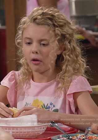 Destiny's pink floral top on Bunkd