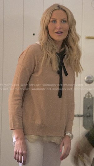 Stephanie's beige lace-trim sweater on The Hills New Beginnings