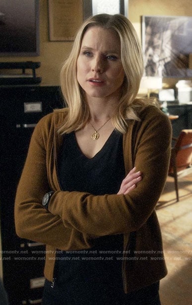 Veronica's tan hoodie on Veronica Mars