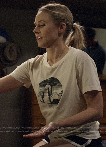 Veronica's desert graphic tee on Veronica Mars