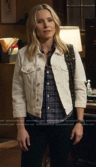 Veronica's plaid shirt and white denim jacket on Veronica Mars